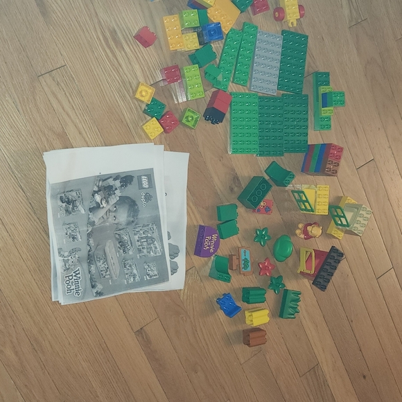 LEGO DUPLO WINNIE THE POOH PIECES 2985 & 2983 INCOMPLETE SET PARTS TREEHOUSE - Picture 3 of 16